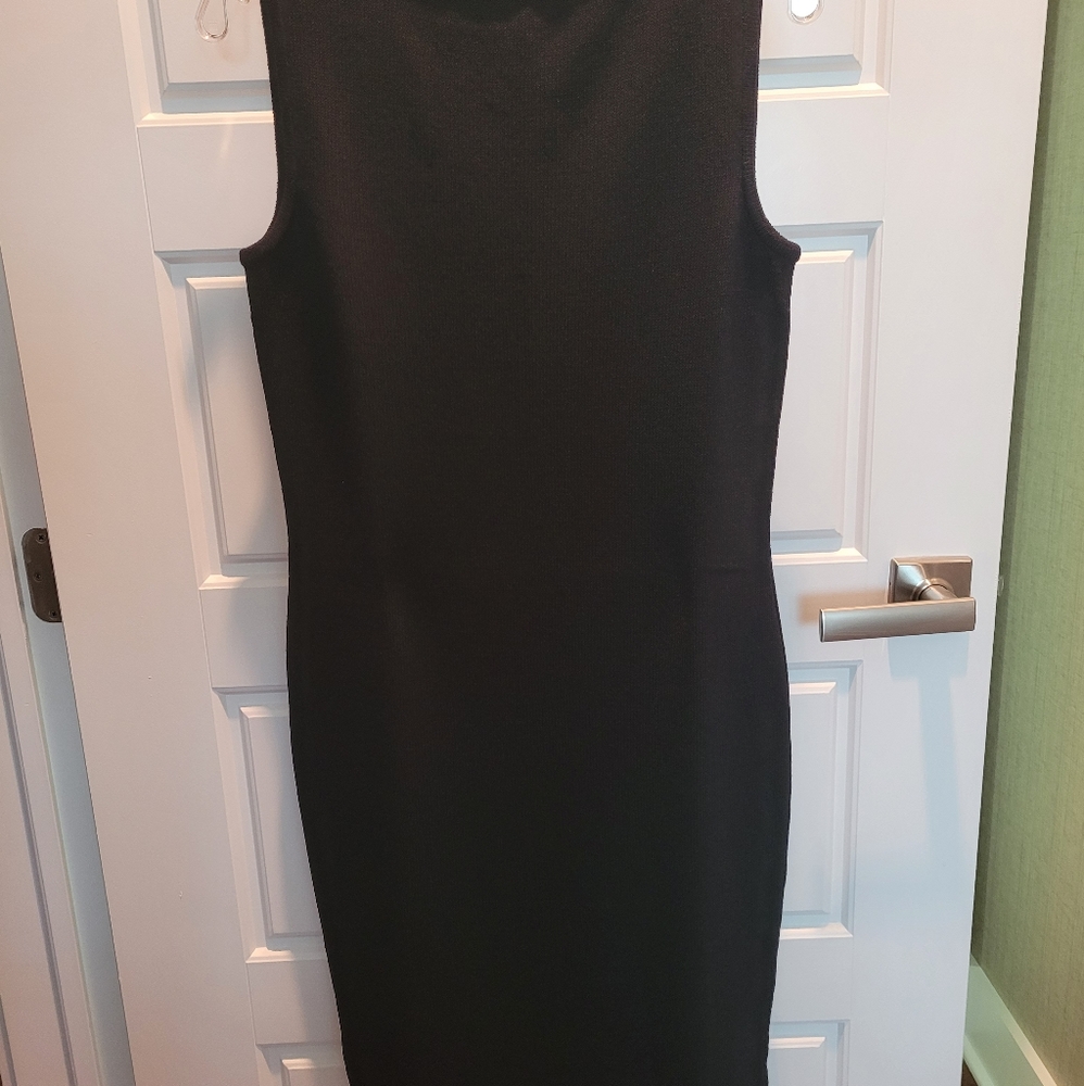 St John Basics Shift dress